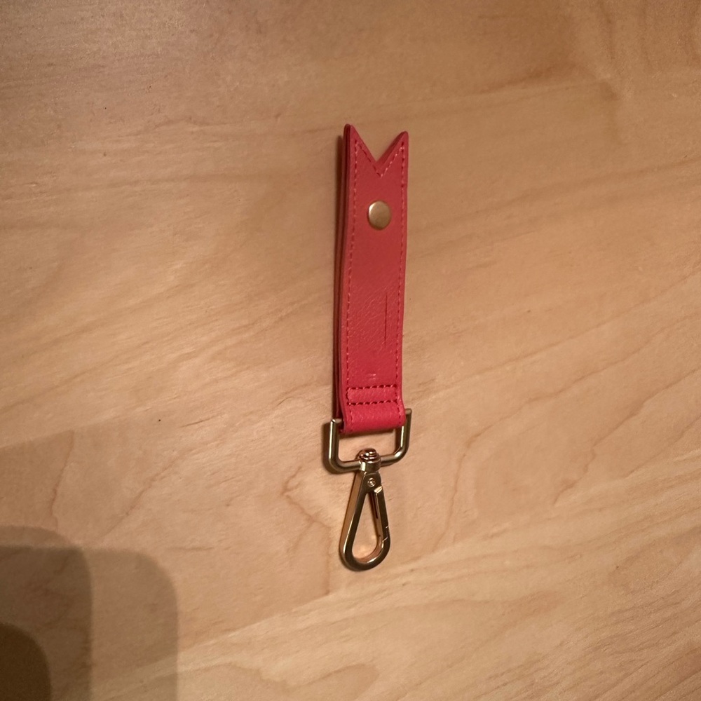 Thirty-One Cord Wrap Keychain in Coral Red